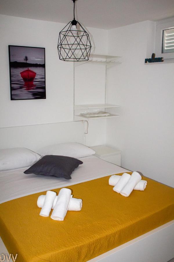 Apartmani My Way, Tribunj Free Parking Free Bicycles 외부 사진
